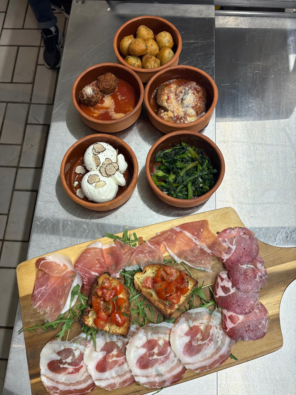 Italienische Vorspeisen und Antipasti im Ackerloch Grillschopf